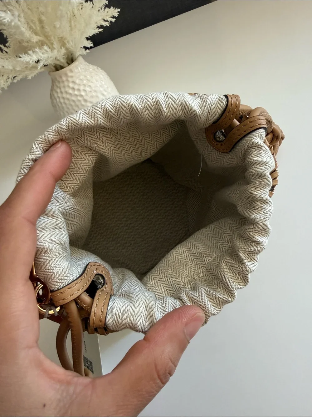 Tory Burch Woven Leather Bucket Bag in Honeycomb Tan NWT $450